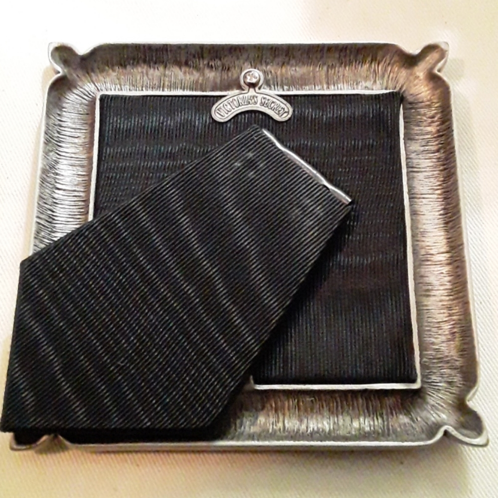 Victoria Secret Picture Frame - Picture 4 of 7